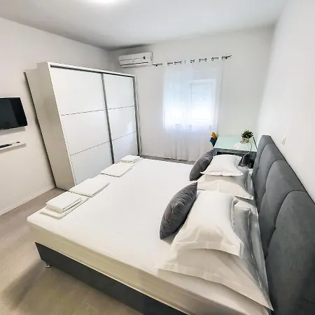 Vendégház &
